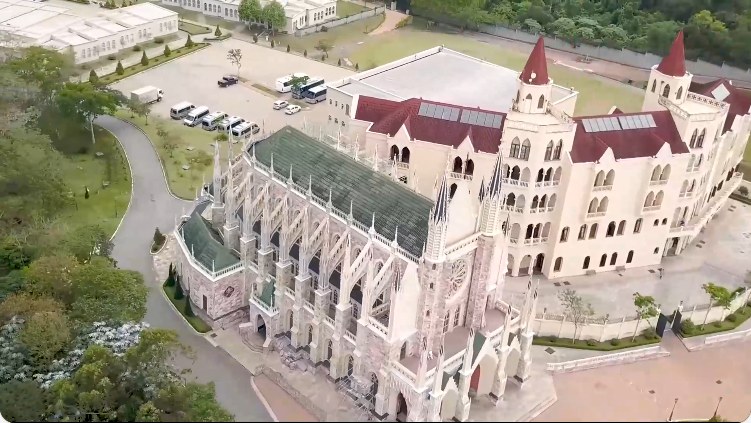 Los Heraldos vistos desde el Cielo