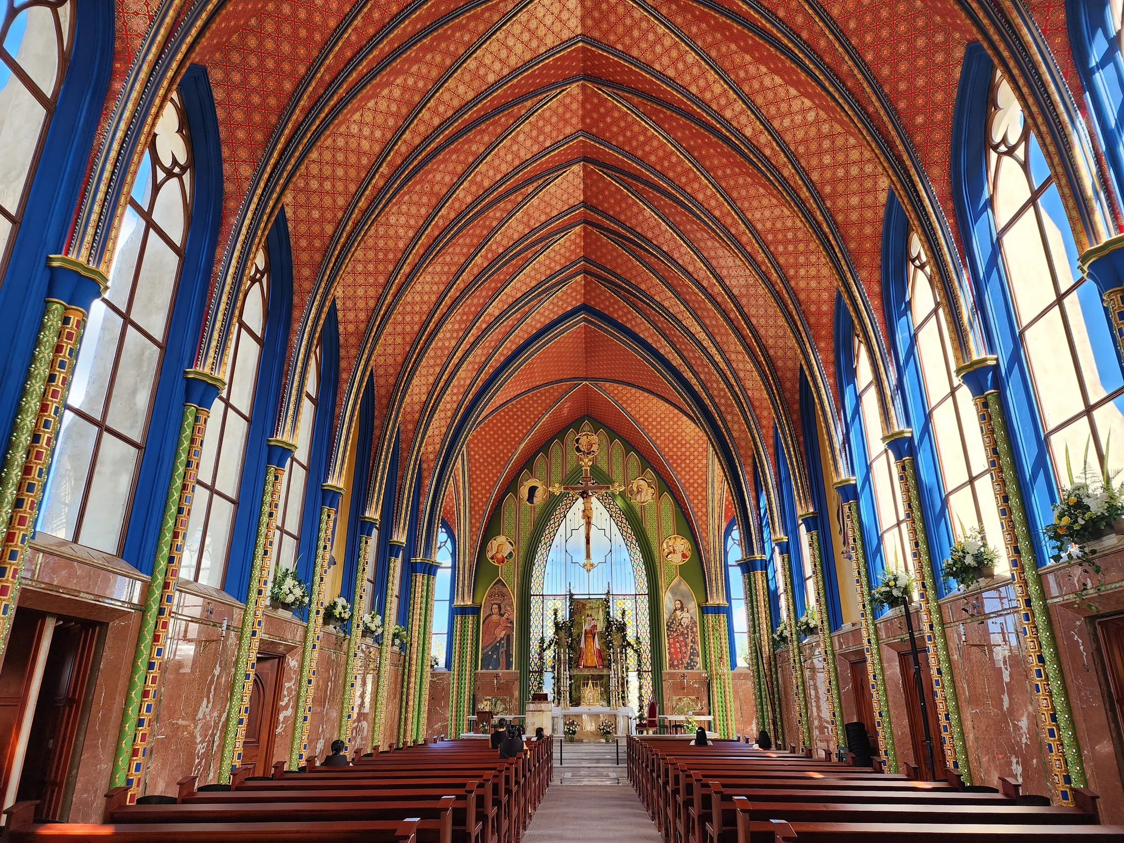 Casa ou igreja dos Arautos em El Retiro, foto 2 / 9