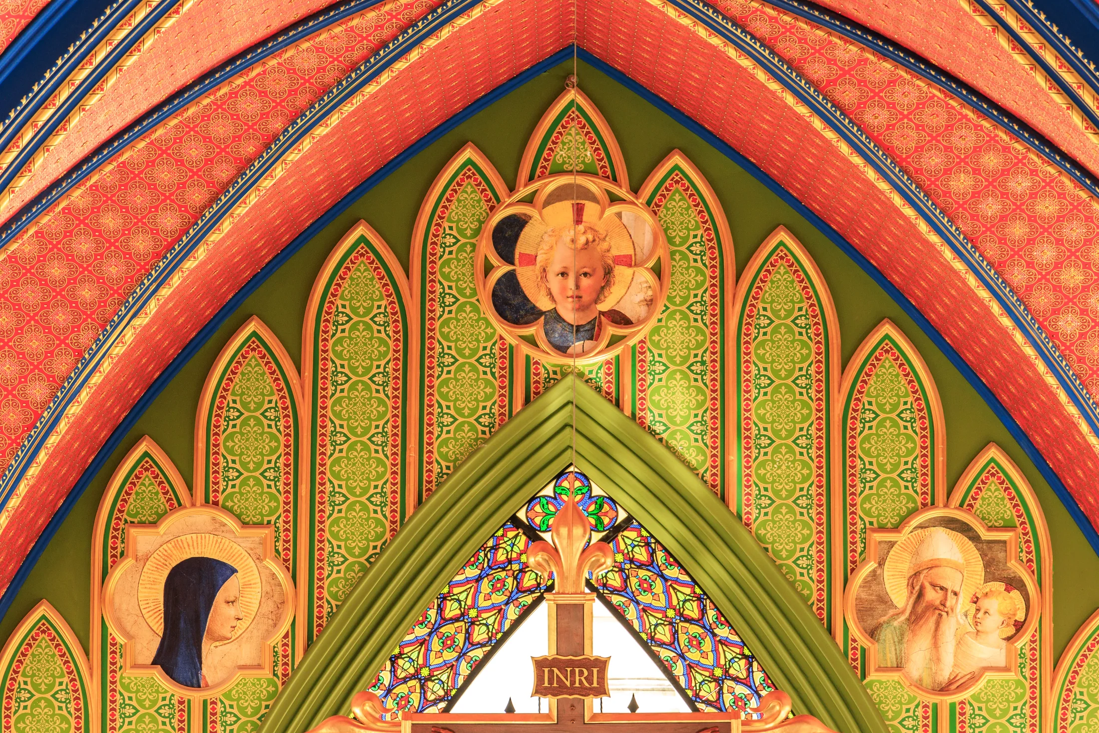 Casa ou igreja dos Arautos em El Retiro, foto 5 / 9