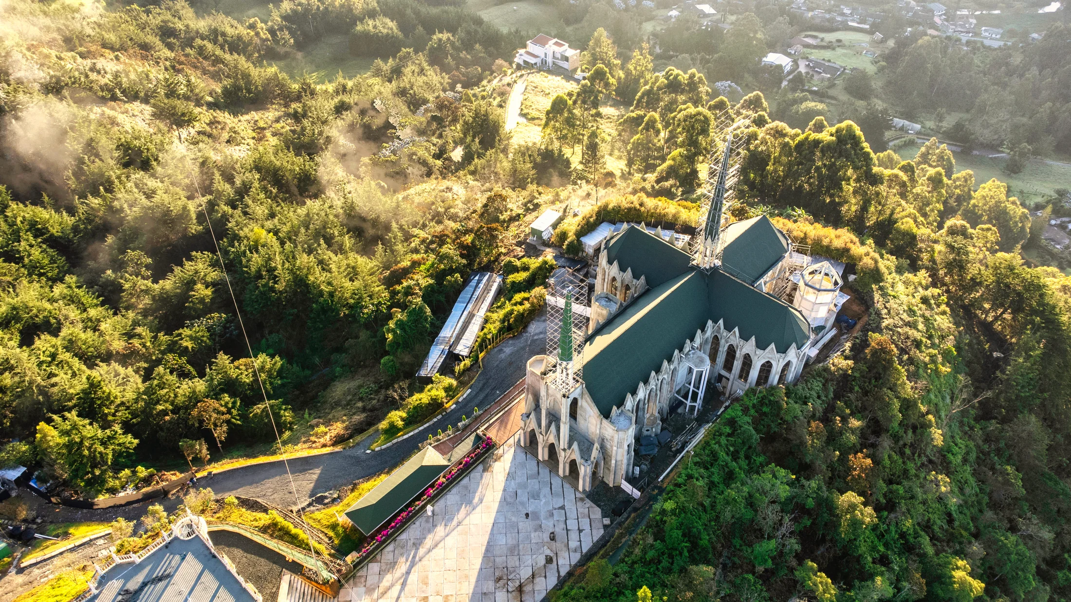 Casa ou igreja dos Arautos em El Retiro, foto 8 / 9