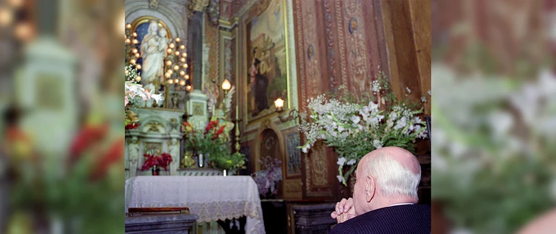 The Merciful Gaze of Mary