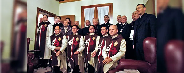 Patriarca de Veneza visita Arautos