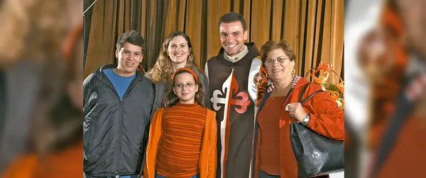 Famílias unidas e felizes
