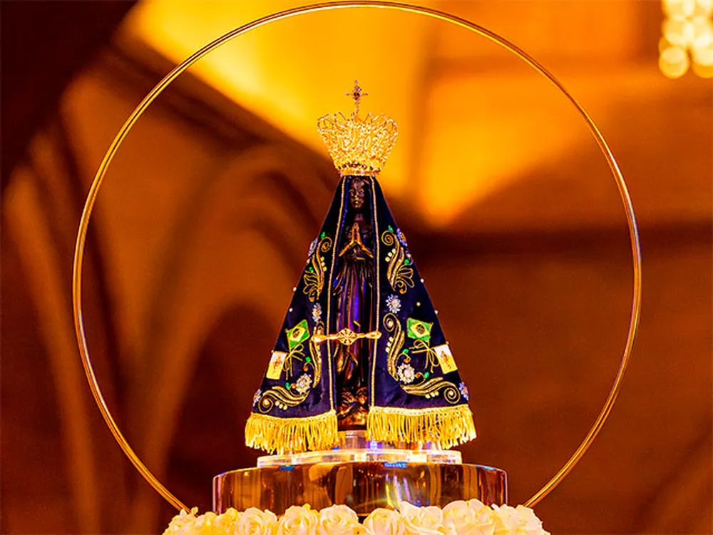 Nossa Senhora Aparecida: Rainha e Padroeira do Brasil