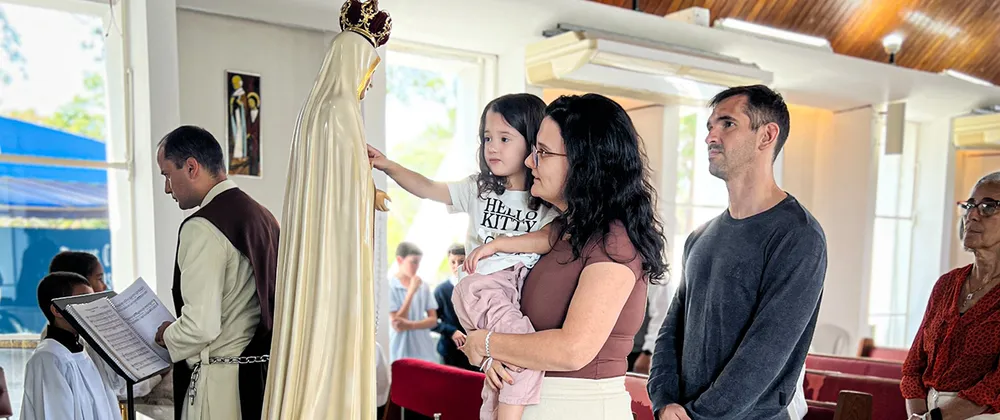 La Virgen de Fátima es coronada en el ITA, en São José dos Campos