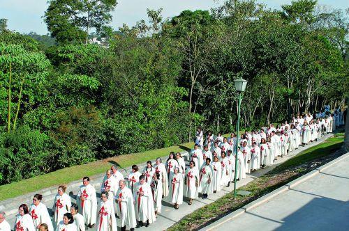 cooperadores_Arautos do Evangelho..jpg