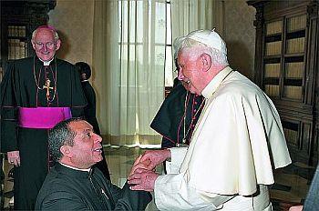 PE JOSE MARIO COM O PAPA....jpg