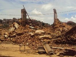 Igreja destruida.jpg