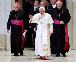 2011-12-21T125316Z_120341272_GM1E7CL1M8A01_RTRMADP_2_POPE.JPG