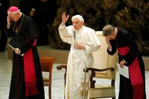 2011-12-28T122250Z_192018695_GM1E7CS1KV001_RTRMADP_2_POPE.JPG