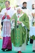 Papa_bento_xvi.JPG Papa_bento_xvi.JPG