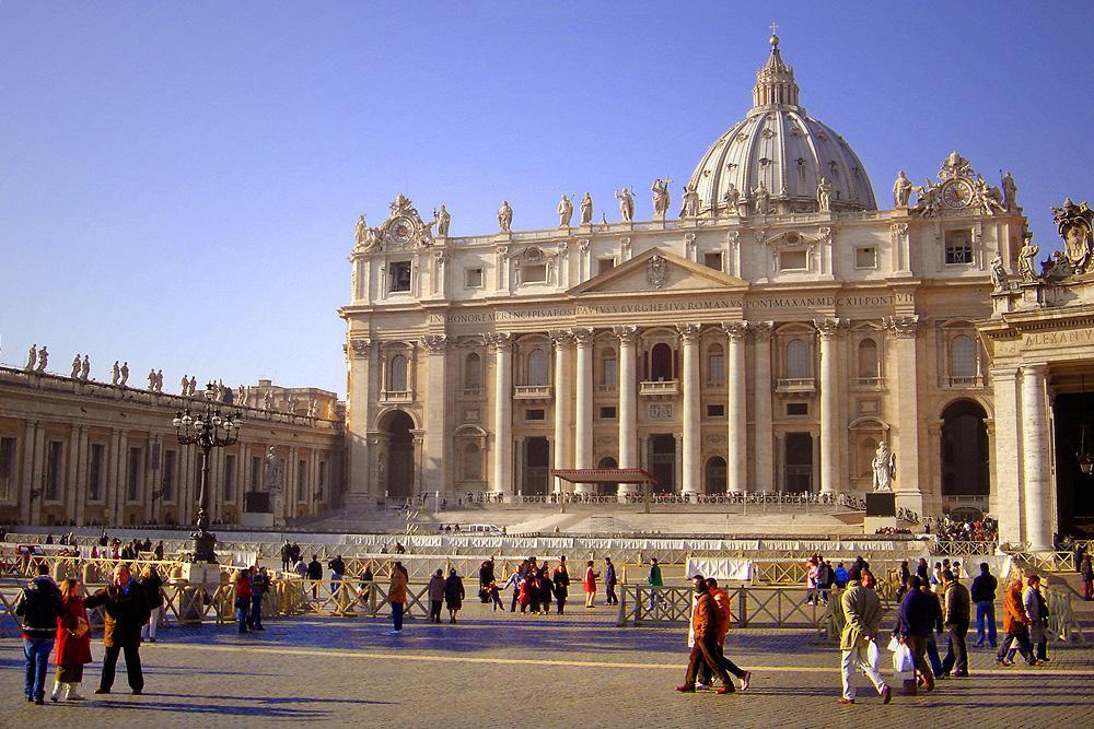 Praça de São Pedro Vaticano.jpg Praça de São Pedro Vaticano.jpg