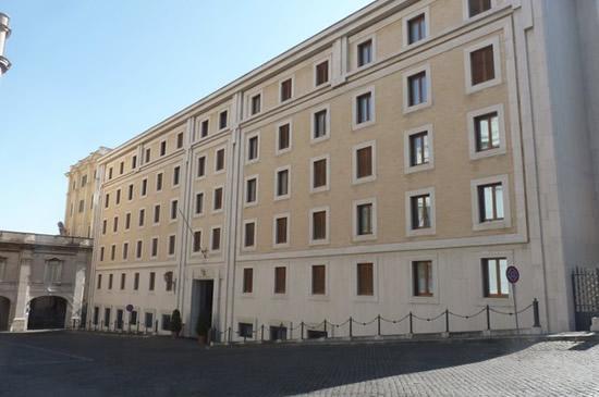 residencia_de_santa_marta_vaticano.jpg