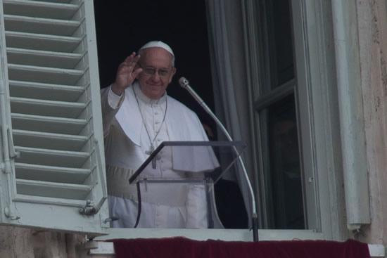 primeiro_angelus.jpg primeiro_angelus.jpg