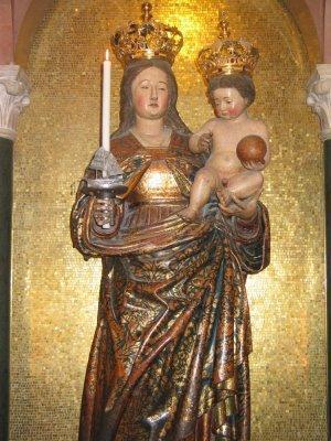 nossa_senhora_de_bonaria.jpg nossa_senhora_de_bonaria.jpg