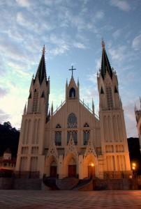 Basilica_Arautos-202x300.jpg Basilica_Arautos-202x300.jpg