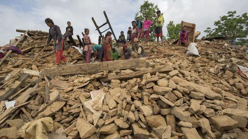 Agências da Igreja intensificam ajuda e oração diante de novo terremoto no Nepal.jpg Agências da Igreja intensificam ajuda e oração diante de novo terremoto no Nepal.jpg