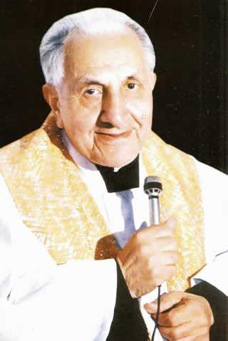 padre-angelo.jpg padre-angelo.jpg