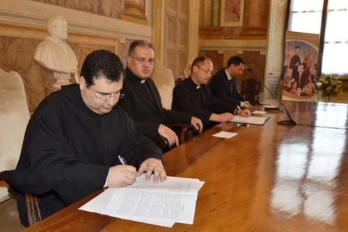 Abrem em Roma Causa de Beatificação dos fundadores das Irmãs Oblatas do Menino Jesus 2.jpg Abrem em Roma Causa de Beatificação dos fundadores das Irmãs Oblatas do Menino Jesus 2.jpg