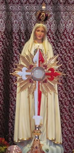 Corpus_Christi_Arautos.jpg Corpus_Christi_Arautos.jpg