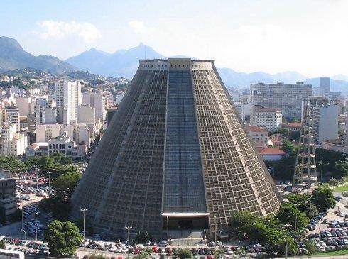 Catedral_Rio_de_Janeiro.jpg Catedral_Rio_de_Janeiro.jpg