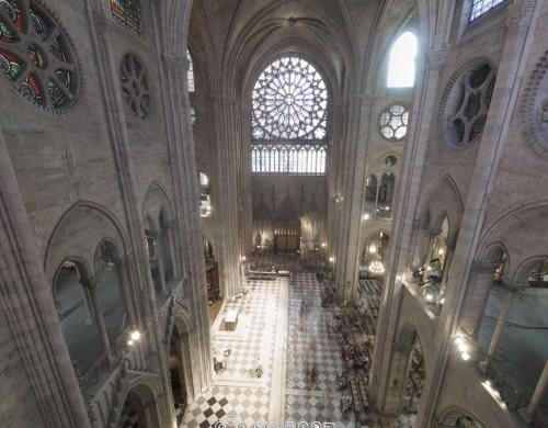 História da construção das grandes catedrais góticas é revelada com raios laser 1.jpg