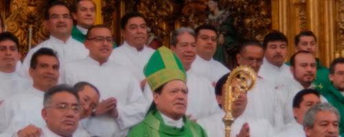 Arquidiocese do México apresenta 24 novos acólitos e leitores.jpg