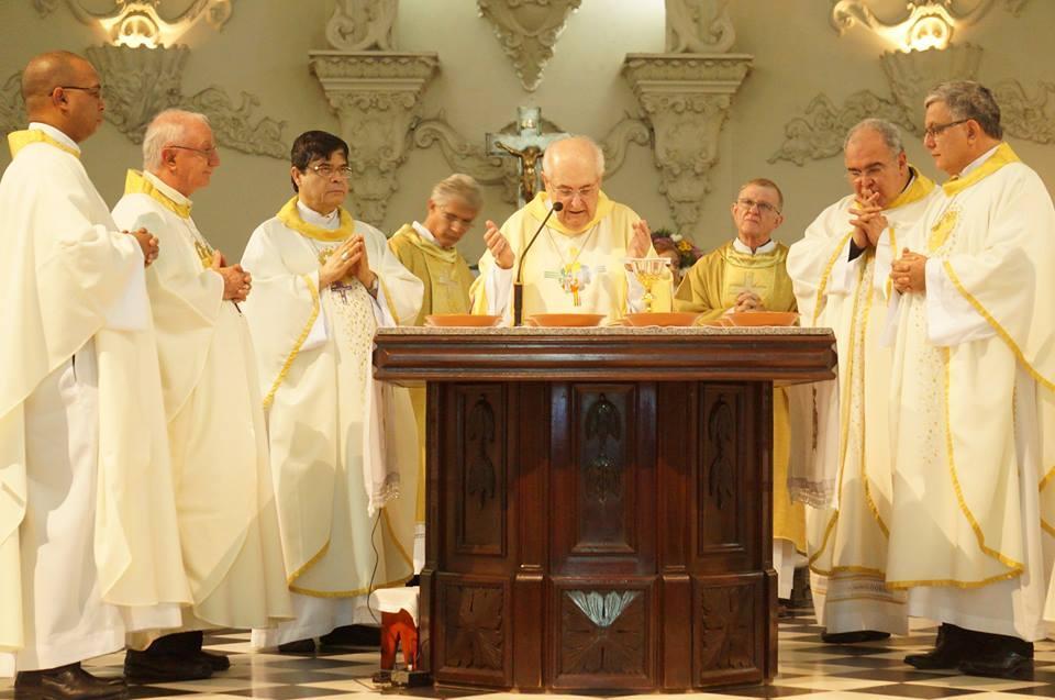 Diocese celebra seus 34 anos de criação e homenageia seu primeiro bispo