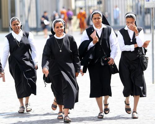 Milhares de jovens consagrados se encontram no Vaticano para Congresso Mundial 1.jpg