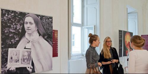 Mostra sobre Santa Teresa de Lisieux é inaugurada em Roma 1.jpg
