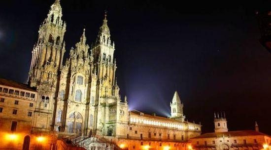 Caminho de Santiago de Compostela tem um aumento no número de peregrinos.jpg Caminho de Santiago de Compostela tem um aumento no número de peregrinos.jpg