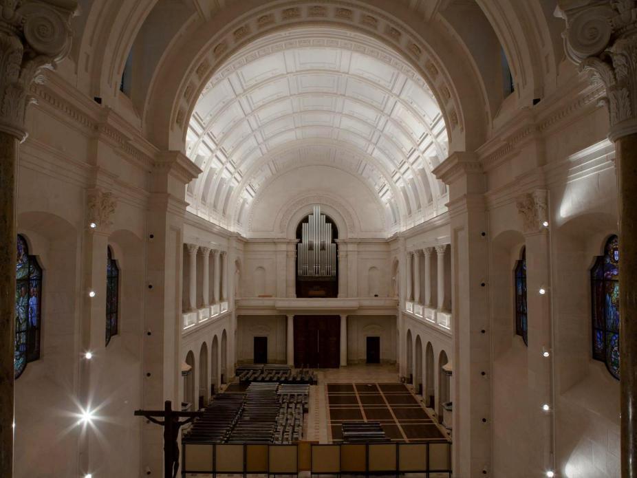 Basílica de Nossa Senhora do Rosário de Fátima, Portugal, será reaberta em fevereiro.jpg