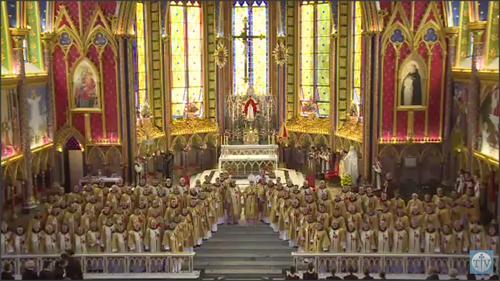 Festa da Cátedra de São Pedro 14 novos presbíteros dos Arautos do Evangelho.jpg