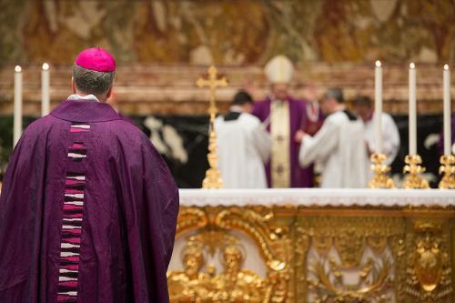 Dom Paul Tighe é ordenado Bispo no Vaticano.jpg Dom Paul Tighe é ordenado Bispo no Vaticano.jpg