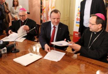 Polônia apresenta emissora oficial da JMJ 2016.jpg Polônia apresenta emissora oficial da JMJ 2016.jpg
