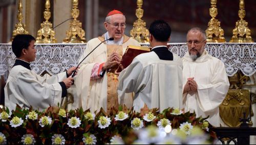 Cardeal Vallini aos sacerdotes de Roma.jpg Cardeal Vallini aos sacerdotes de Roma.jpg