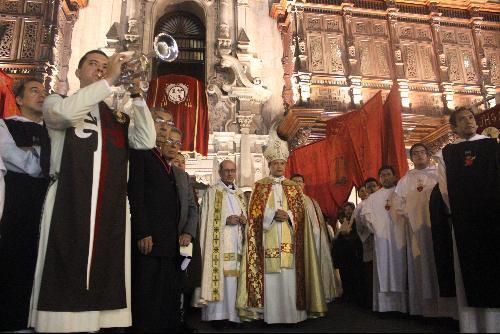 Tradicional Procissão do Sagrado Coração de Jesus é realizada no Peru 1.jpg