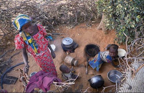 Violência anti-cristã de Boko Haram na Nigéria gera desnutrição em 240 mil crianças.jpg
