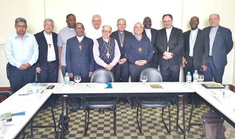 Encontro de bispos em Aparecida discute desafios e urgências nos países de língua portuguesa.jpg