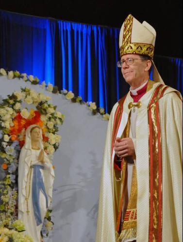 Católicos nos EUA recitam o rosário em honra de Nossa Senhora da Misericórdia.jpg Católicos nos EUA recitam o rosário em honra de Nossa Senhora da Misericórdia.jpg