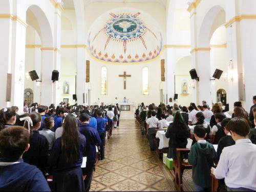 Crianças argentinas se consagram à Nossa Senhora de Loreto.jpg