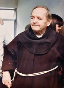 Petrópolis (RJ) celebra o centenário e a memória de Frei Aniceto Kroker.jpg