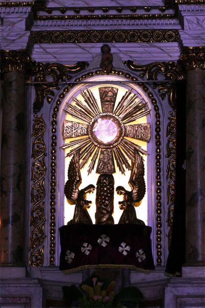 Igreja das Mercês, no centro de Belém, realiza 68ª Vigília Eucarística.jpg