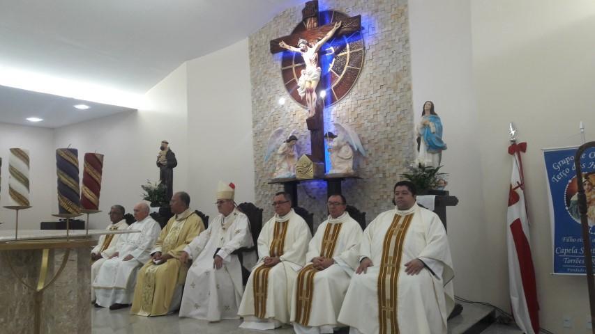 Instalada a 125ª paróquia da Igreja de Olinda e Recife.jpg Instalada a 125ª paróquia da Igreja de Olinda e Recife.jpg