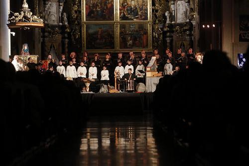 Catedral de Valência acolhe representação de canto medieval da Sibila.jpg Catedral de Valência acolhe representação de canto medieval da Sibila.jpg