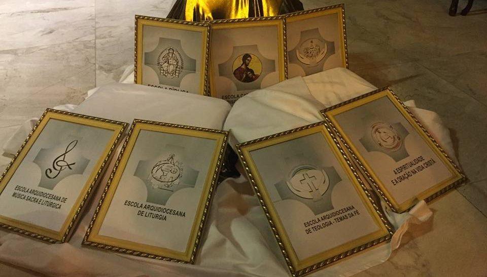 Arquidiocese de Curitiba realiza curso com aprofundamento teológico e pastoral.jpg Arquidiocese de Curitiba realiza curso com aprofundamento teológico e pastoral.jpg