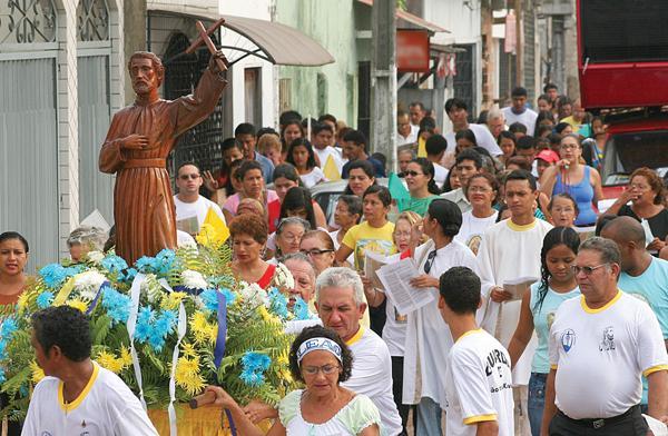 Fiéis de Belém realizam homenagens a São Francisco Xavier.jpg