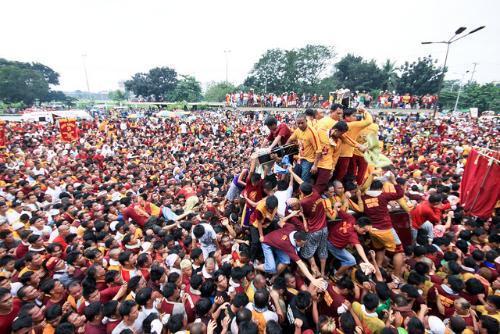 Filipinas celebra multitudinária procissão do Nazareno Negro.jpg Filipinas celebra multitudinária procissão do Nazareno Negro.jpg
