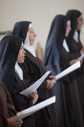 Diocese de Roma celebra a Vida Consagrada com Vigília de oração e Missa.jpg Diocese de Roma celebra a Vida Consagrada com Vigília de oração e Missa.jpg