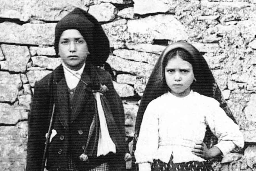 Jacinta e Francisco Postuladora deseja que sejam canonizados no Centenário das Aparições.jpg Jacinta e Francisco Postuladora deseja que sejam canonizados no Centenário das Aparições.jpg